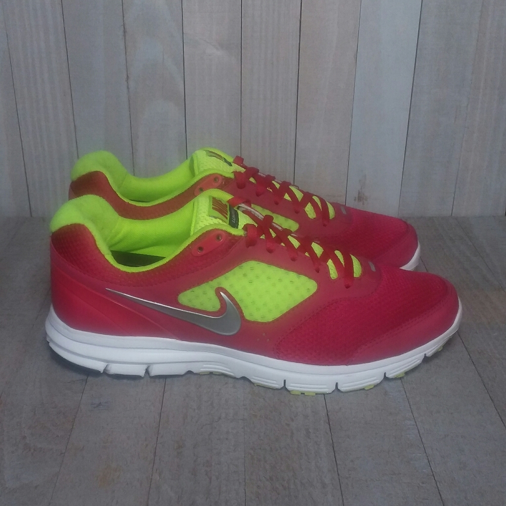 Nike LunarFly 2 Pink Volt